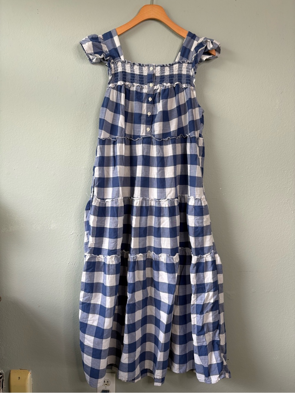Old navy checkered picnic ruffle dress. Blue and white plaid gingham fall